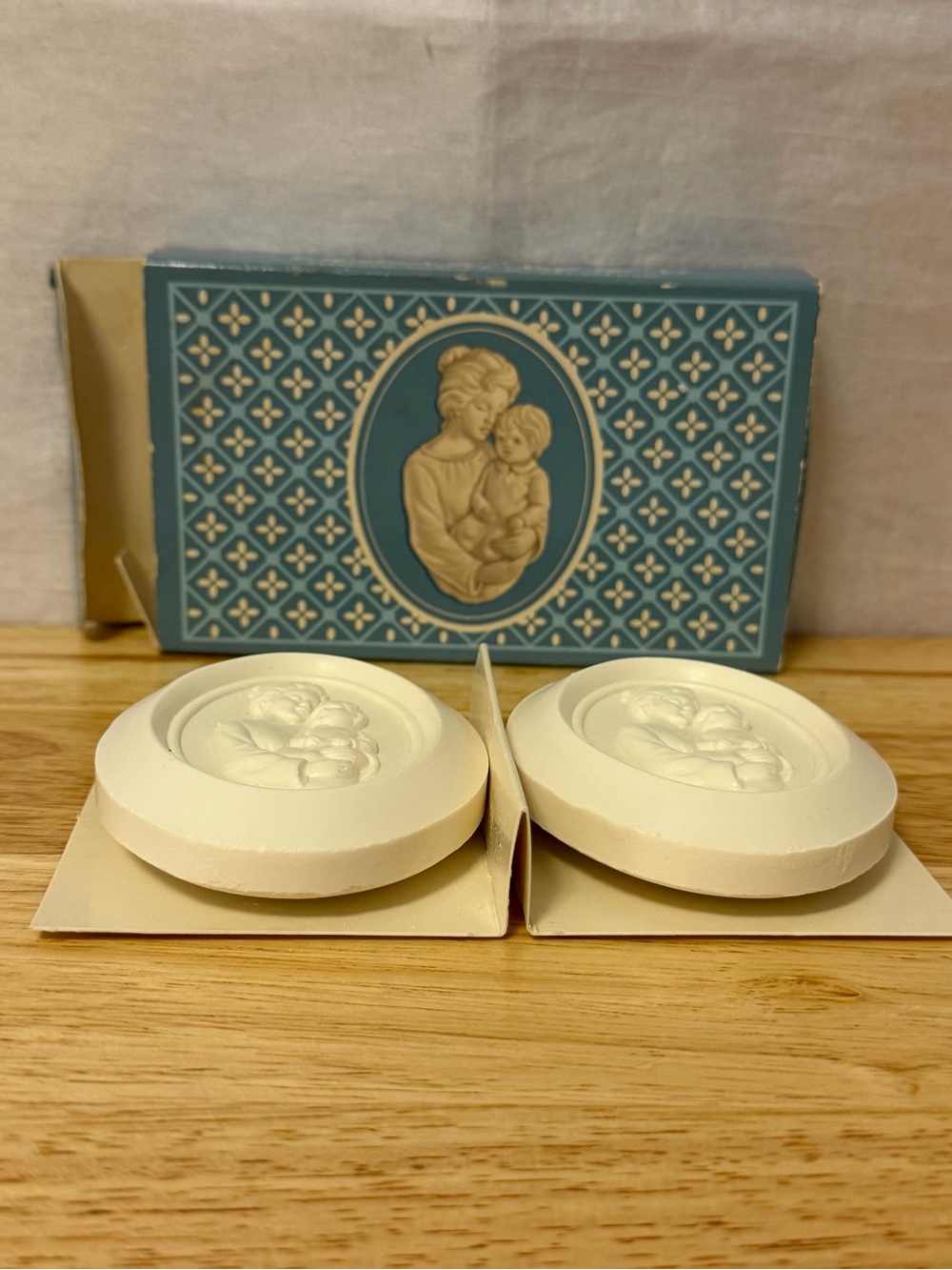 Vintage 1983 Avon A MOTHER'S JOY Soap Gift Set of Two 3 oz Soap Bars BRAND NEW